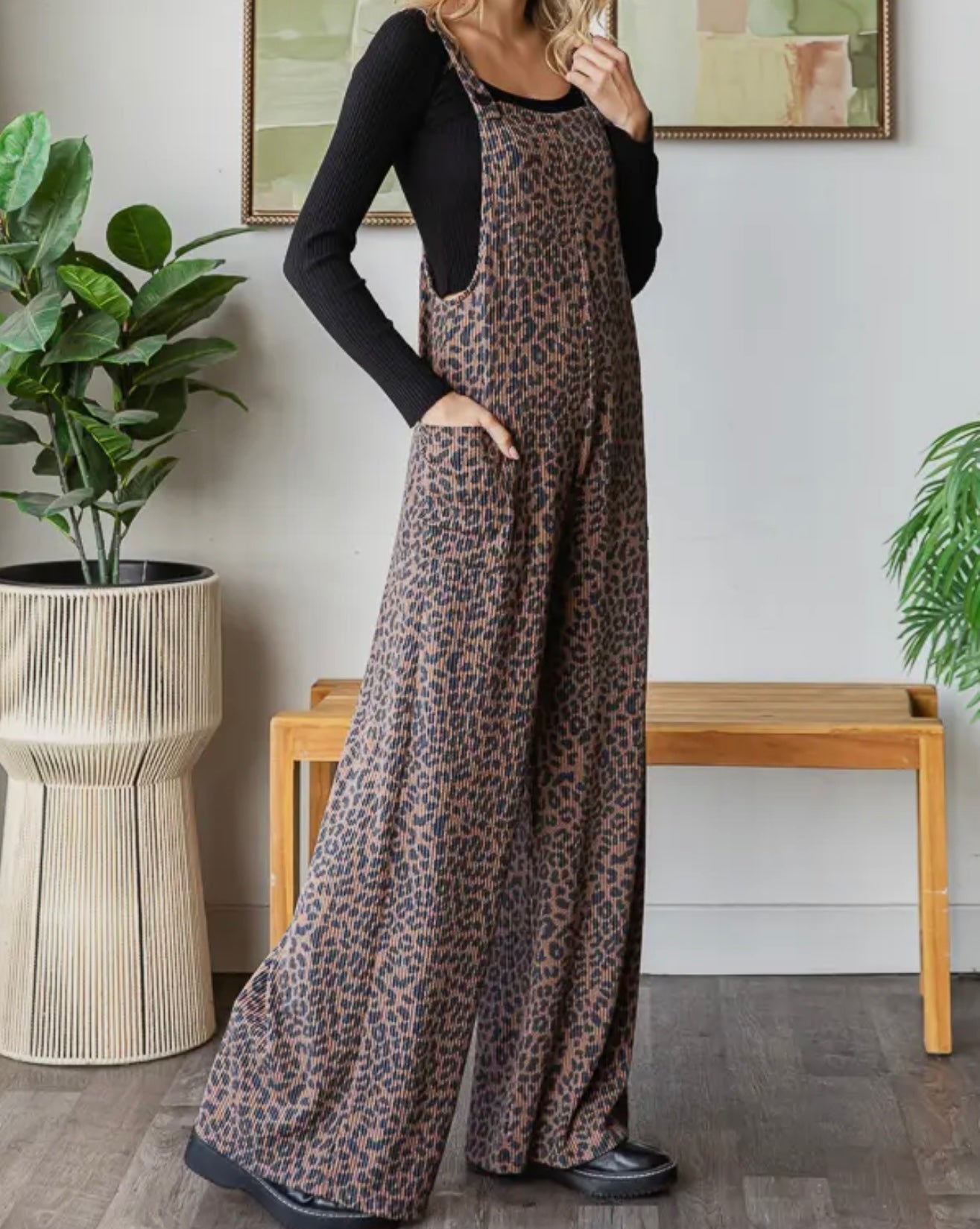 Ribbed Animal Print Relaxed Fit Overall Jumpsuit