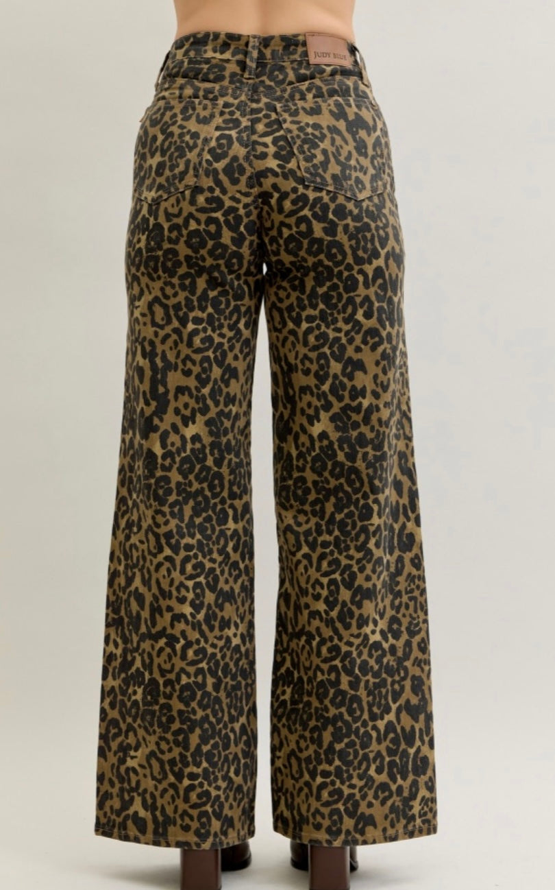 Judy Blue Leopard Retro Wide Jeans