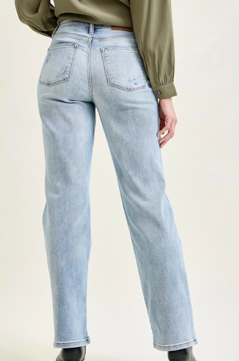 Judy Blue Light Wash High Waisted Straight Leg Jeans - 82501