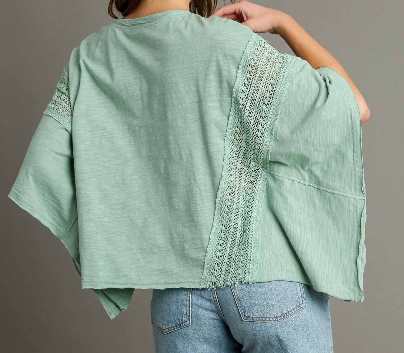 Sub Cotton Knit Lace Detail Top