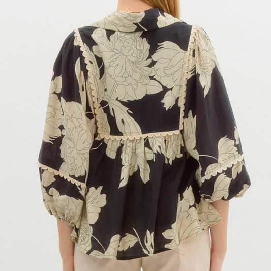 Black Floral 3/4 Sleeve Scalloped Trim Top
