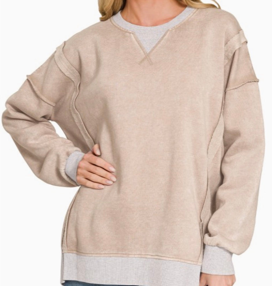Washed Contrast Trim Pullover