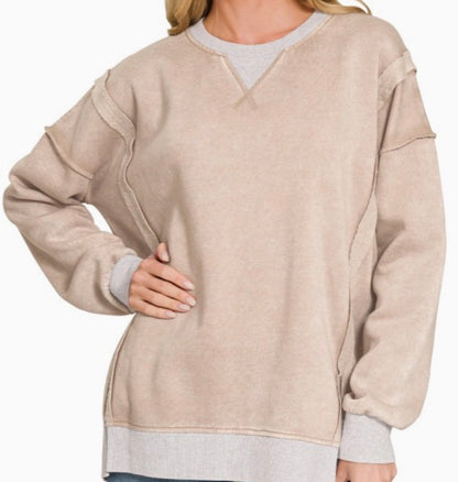 Washed Contrast Trim Pullover