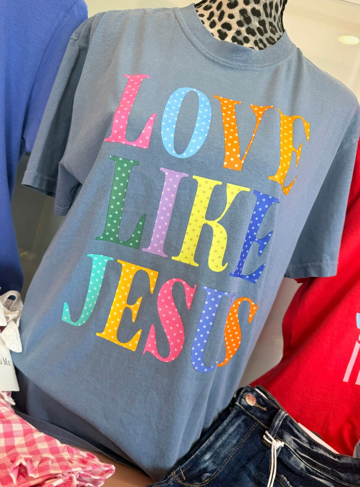 Love Like Jesus Graphic Tee