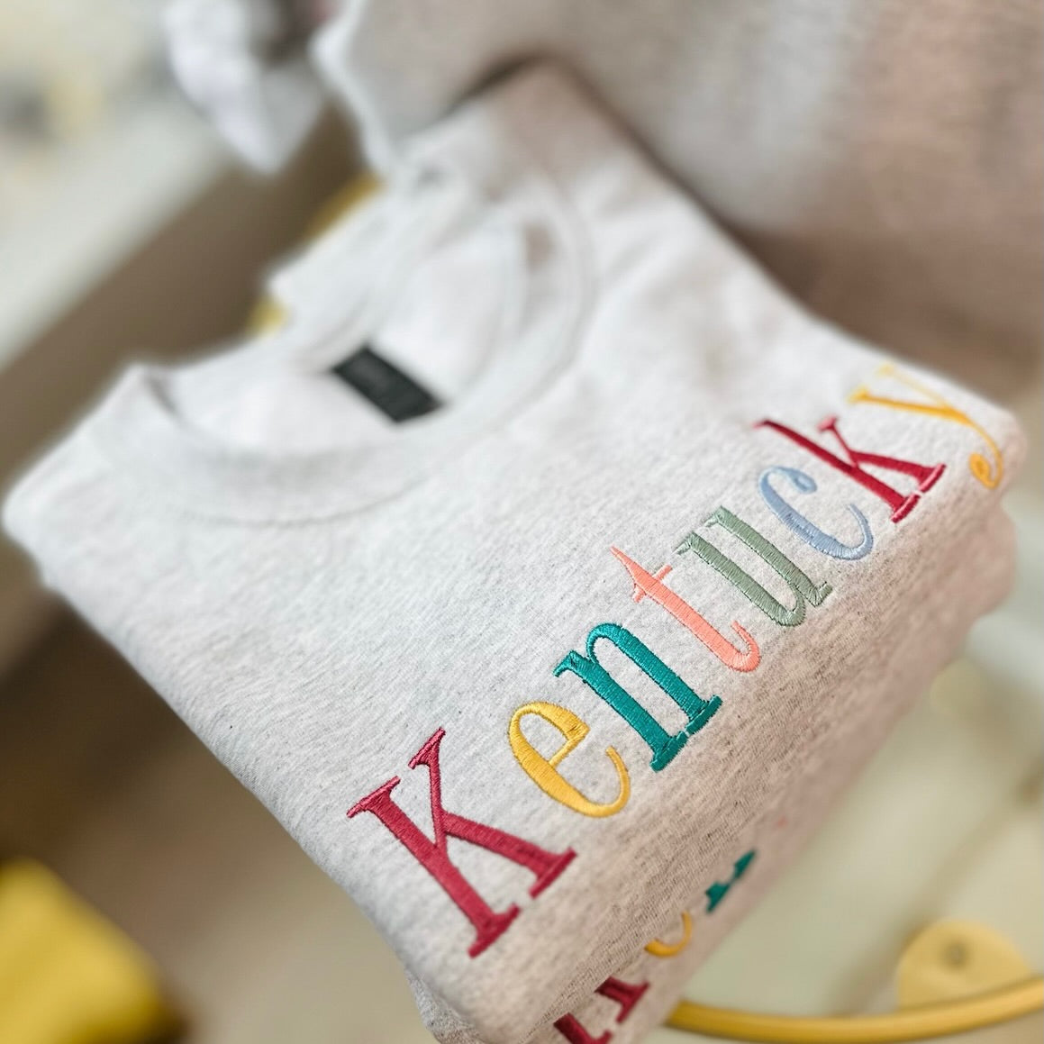 Embroidered Kentucky Pullover